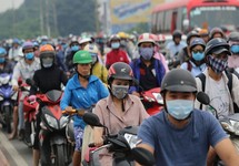 Kẹt xe kinh hoàng trên cầu Bình Triệu vì tai nạn giao thông