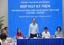 Bí thư Nguyễn Thiện Nhân: Nhà báo hãy tự hào, tự tin và tự vấn
