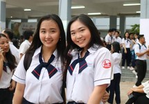 Nữ sinh Gia Định rạng ngời trong lễ tri ân