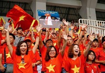 Tour đi Philippines xem chung kết SEA Games đắt như tôm tươi