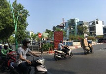Ba thời điểm phải bật đèn xe tài xế cần nhớ