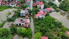 Bí thư Thành uỷ Hà Nội yêu cầu lập Ban chỉ đạo khắc phục hậu quả mưa lũ sông Bùi, sông Tích