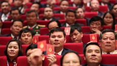 Bộ Chính trị yêu cầu tạm dừng tổ chức đại hội đảng bộ cấp xã, cấp huyện, sớm trình đề án sáp nhập tỉnh
