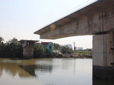 Hơn 7 năm, cầu Phước Lộc vẫn nằm ‘chờ’ nối liền