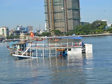 Clip nạn nhân kể lại giây phút tàu bị lật úp trên sông Hàn