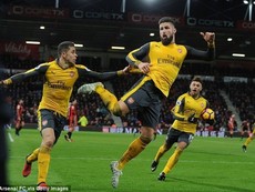 Arsenal ngược dòng không tưởng trước AFC Bournemouth