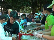 Bếp ăn Thiện Duyên, nơi sưởi ấm những bệnh nhân nghèo