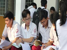 Thí sinh hài lòng với kết quả thi 3 môn tự nhiên