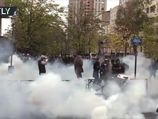 Paris chìm trong bạo lực tròn 1 năm biểu tình 'Áo vàng'