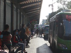 TP.HCM sẽ có bãi giữ xe máy miễn phí cho người đi xe buýt