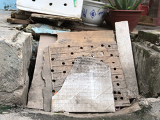 Hố ga thoát nước bị 'bức tử' như thế nào?