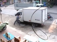 Tai nạn hy hữu khi quên khóa phanh ô tô