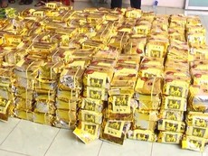 Video: Công an TP.HCM bắt 1,1 tấn ma túy giấu trong thùng loa