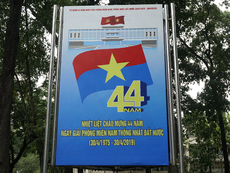 TP.HCM rực rỡ cờ, hoa mừng lễ kỷ niệm 30-4 và 1-5