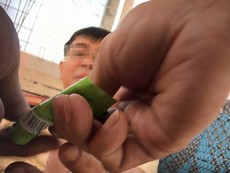 Video: ‘Làm luật’ ngay trong chốt CSGT
