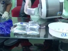 Video: Cận cảnh 4,5 kg ma túy được lấy ra từ nồi cơm điện