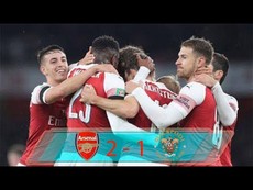 Arsenal - Blackpool (2-1): 2 thẻ đỏ ngăn chặn cơ hội
