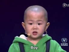 Bé 3 tuổi nhảy gây sốt cộng đồng mạng
