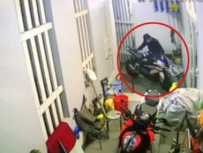 Video: Trộm xe mô tô BMW S1000RR tại quận 9