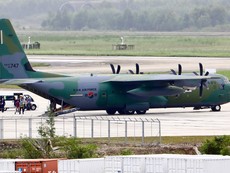 Cận cảnh máy bay C-130 Hàn Quốc ở sân bay Đà Nẵng