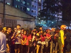 CĐV xếp hàng dài tiễn U-23 Việt Nam rời sân Thống Nhất