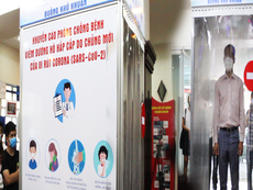 COVID-19: Buồng khử khuẩn toàn thân di động tại TP.HCM