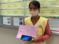 Vợ bệnh nhân bị rắn cắn khổ tâm vì bị nói 'chê tiền, chảnh'