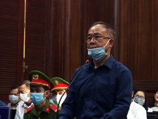 Ông Nguyễn Thành Tài bật khóc tại tòa khi nói lời sau cùng