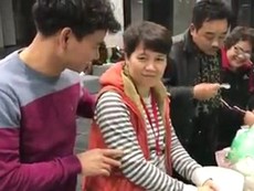 Bữa ăn vội của các nghệ sĩ tập Táo quân 2018