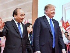 Tổng thống Mỹ Donald Trump khen trụ sở Chính phủ