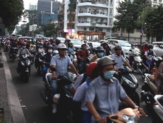 Người dân TP.HCM hiến kế giảm kẹt xe cho thành phố