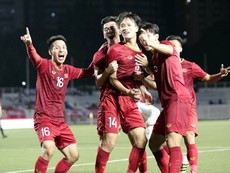 Cùng xem 2 pha ghi bàn giúp Việt Nam thắng ngược Indonesia