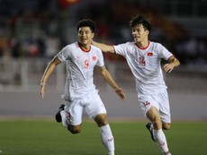 Pha ghi bàn của Đức Chinh giúp Việt Nam thắng Singapore
