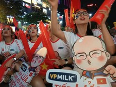 Video: Cổ động viên reo mừng chiến thắng của U-22 Việt Nam