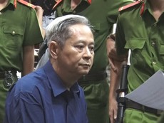 Video: Ngày đầu phiên tòa xử ông Nguyễn Hữu Tín