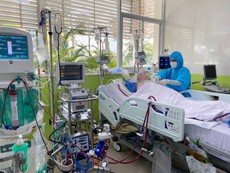 Bệnh nhân 91 có tín hiệu tỉnh, có thể tiếp xúc được