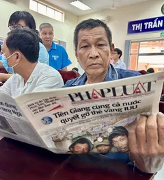 Toàn cảnh chương trình 'Cùng ngư dân thắp sáng đèn trên biển' tại Tiền Giang 