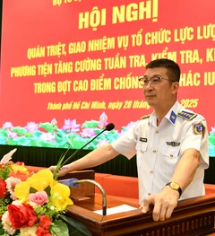 Cảnh sát biển kiên quyết ngăn chặn tàu cá vi phạm để gỡ bỏ 'thẻ vàng' IUU