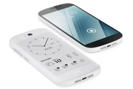 YotaPhone 2 đã có thêm màu mới