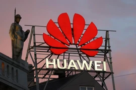 Huawei bị cáo buộc ép công ty Mỹ cài đặt backdoor?