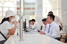 TP.HCM 'chốt' phương án sắp xếp 1.052 công chức thừa và 935 công chức thiếu