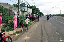 Rẽ vào ngã ba, thanh niên bị xe khách tông tử vong
