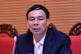 Cấm lái xe dùng rượu bia: Phải sửa Luật Giao thông đường bộ!