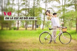 Cặp đôi chế ảnh cưới chính mình: 'Vợ là cục nợ đời anh' 