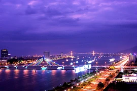 Đà Nẵng cho tăng giá dịch vụ du lịch tới 1,5 lần để "đánh" thuế