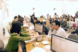 Hà Nội: Ngày đầu cấp căn cước công dân