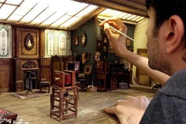 Mê mẩn với studio tí hon của nghệ nhân Alamedy Diorama 