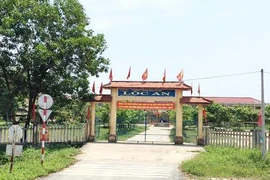Để lại 4 lá thư tuyệt mệnh, nữ sinh lớp 6 nhảy lầu tự tử