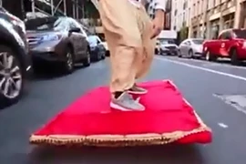 Trố mắt với Aladin phiên bản 2016