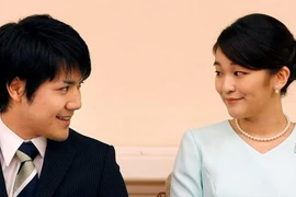 Đám cưới của công chúa Nhật bất ngờ bị hoãn